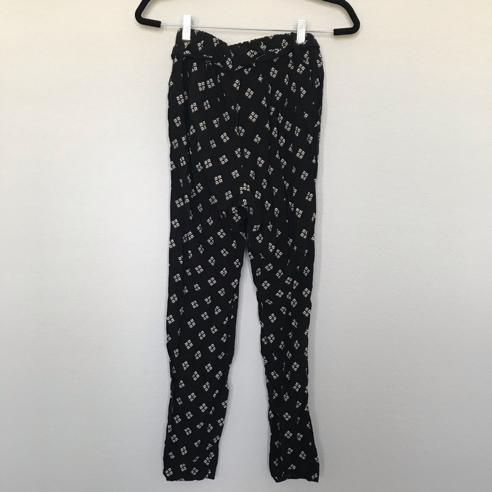 *** Old Navy Black Printed Lounge Pants
